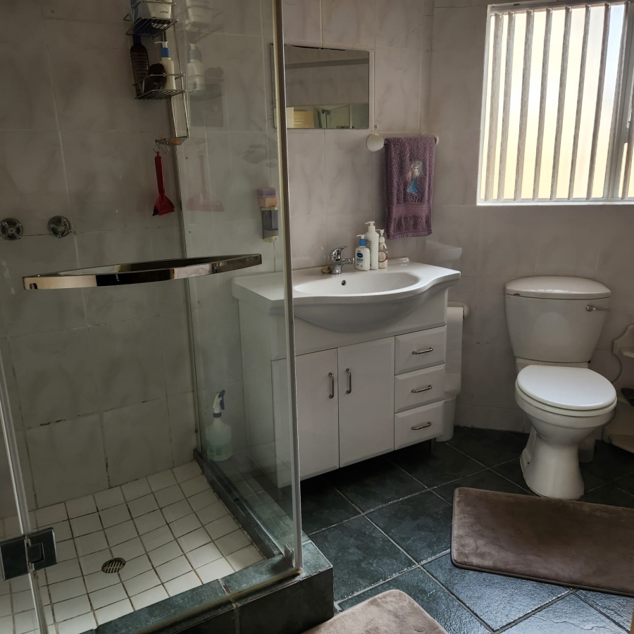 3 Bedroom Property for Sale in Stilbaai Wes Western Cape